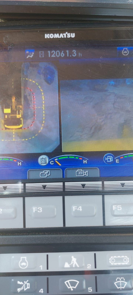 Kettenbagger KOMATSU PC210LC-11: das Bild 7