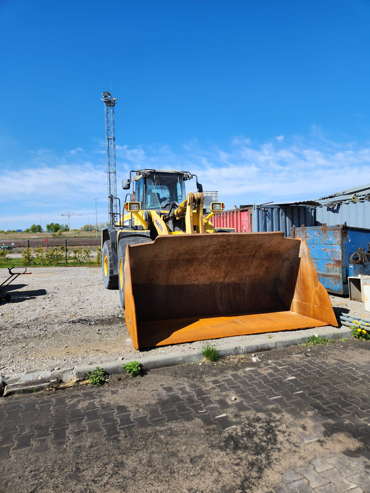 KOMATSU WA500 -6 - Radlader: das Bild 4 KOMATSU WA500 -6 - Radlader: das Bild 4