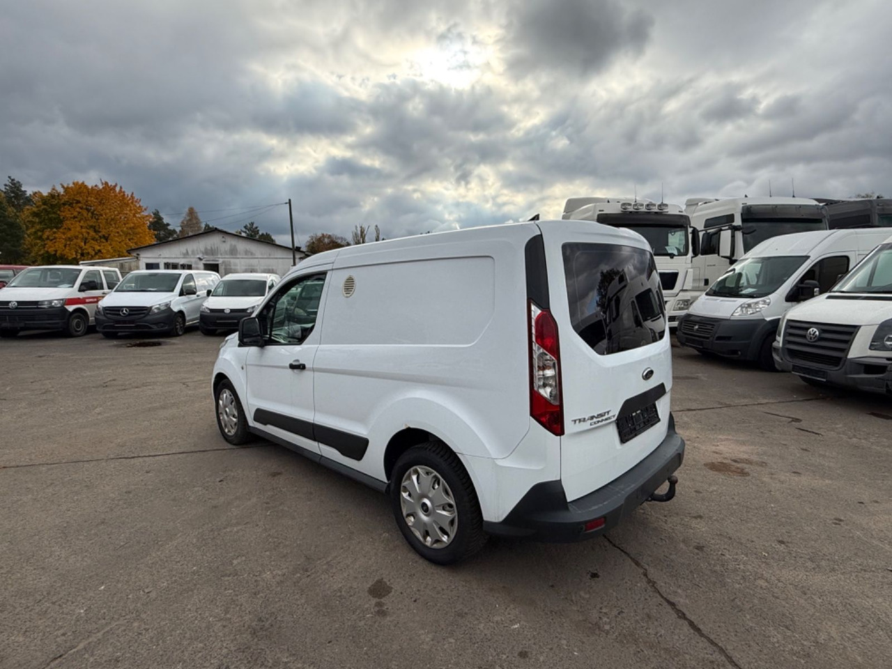 Personentransporter Ford Transit Connect Kasten Trend: das Bild 7