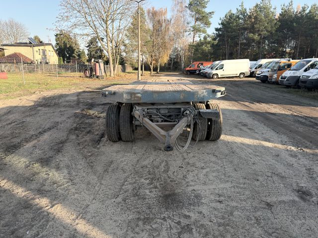 Langendorf TUE 24-100-3 - Tieflader Anhänger: das Bild 4 Langendorf TUE 24-100-3 - Tieflader Anhänger: das Bild 4