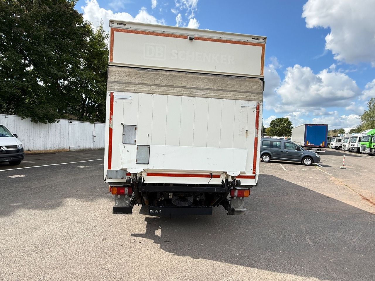MAN TGL 12.220 LBW - Koffer LKW: das Bild 4 MAN TGL 12.220 LBW - Koffer LKW: das Bild 4