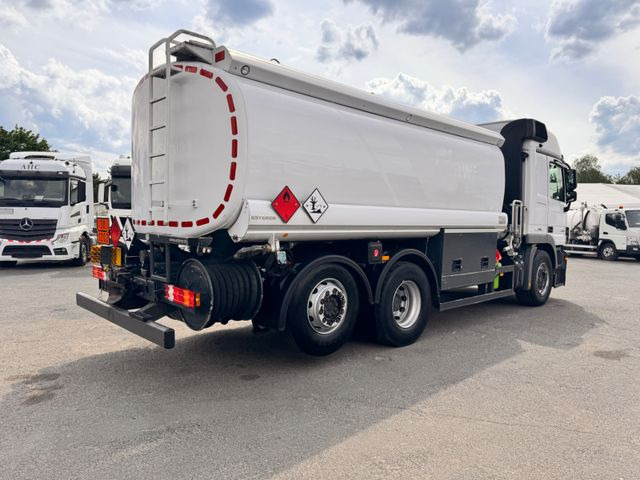 Mercedes-Benz Actros 2541 Tankwagen - Tankwagen: das Bild 4 Mercedes-Benz Actros 2541 Tankwagen - Tankwagen: das Bild 4