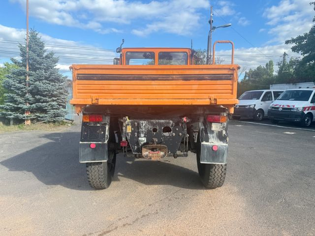 Unimog 2100 4x4 - Pritsche LKW: das Bild 4 Unimog 2100 4x4 - Pritsche LKW: das Bild 4