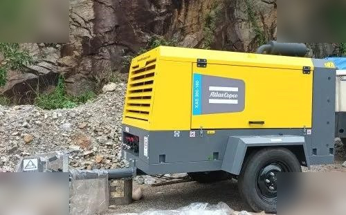 ATLAS COPCO 500 CFM - Luftkompressor: das Bild 2 ATLAS COPCO 500 CFM - Luftkompressor: das Bild 2