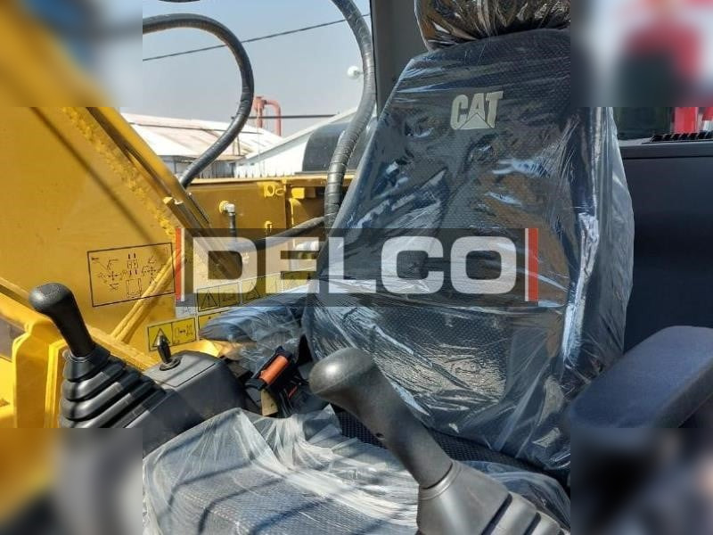 CATERPILLAR 323D3 - Kettenbagger: das Bild 5 CATERPILLAR 323D3 - Kettenbagger: das Bild 5