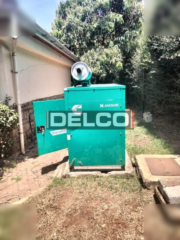 CUMMINS 750 KVA - Stromgenerator: das Bild 3 CUMMINS 750 KVA - Stromgenerator: das Bild 3