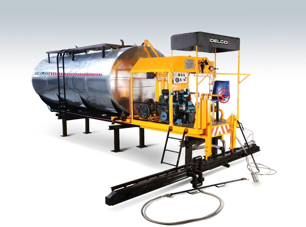 DELCO BD5000 - Bitumenspritzmaschine: das Bild 2 DELCO BD5000 - Bitumenspritzmaschine: das Bild 2