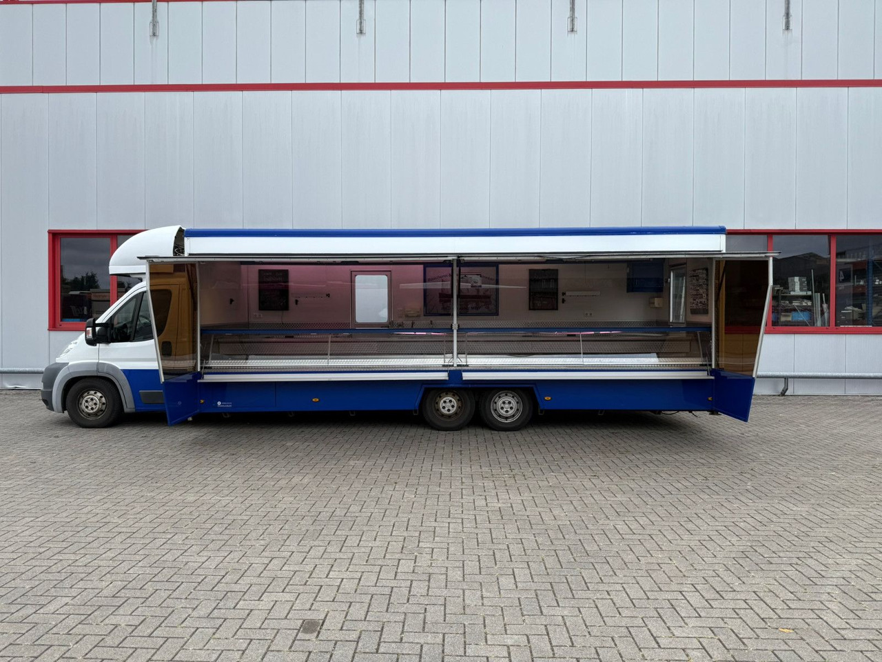 Citroën ESSELMANN Fischmobil ähn Borco Höhns - Verkaufsfahrzeug: das Bild 1 Citroën ESSELMANN Fischmobil ähn Borco Höhns - Verkaufsfahrzeug: das Bild 1