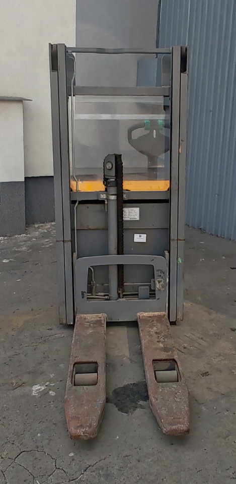 Jungheinrich EJC 112 2.5m/ flee lift/ 2105mh/ 2017y - Hochhubwagen: das Bild 4 Jungheinrich EJC 112 2.5m/ flee lift/ 2105mh/ 2017y - Hochhubwagen: das Bild 4