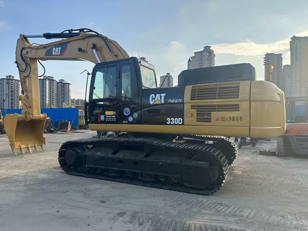 CAT 330D - Kettenbagger: das Bild 1 CAT 330D - Kettenbagger: das Bild 1