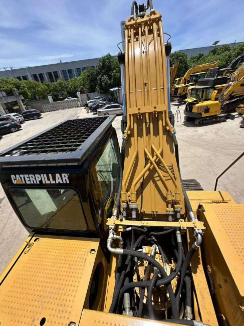 CAT 336D - Kettenbagger: das Bild 4 CAT 336D - Kettenbagger: das Bild 4