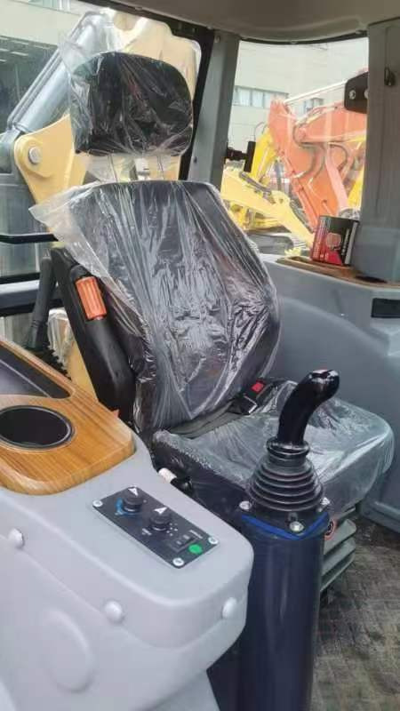 CAT 420F - Baggerlader: das Bild 4 CAT 420F - Baggerlader: das Bild 4