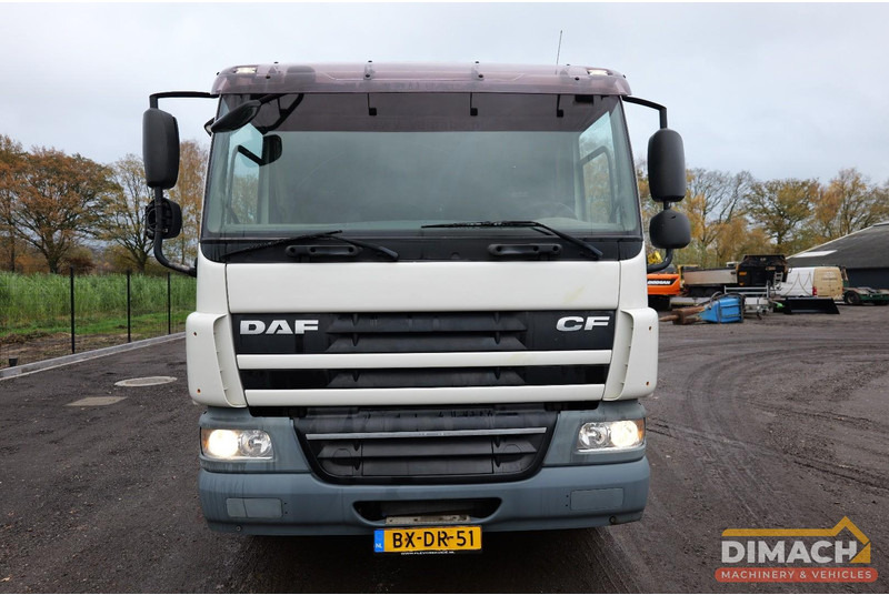 DAF FAG CF 75 Oprijwagen met hydraulische kleppen 6x2*4 - airco - 16.150 KG - Fahrgestell LKW: das Bild 5 DAF FAG CF 75 Oprijwagen met hydraulische kleppen 6x2*4 - airco - 16.150 KG - Fahrgestell LKW: das Bild 5