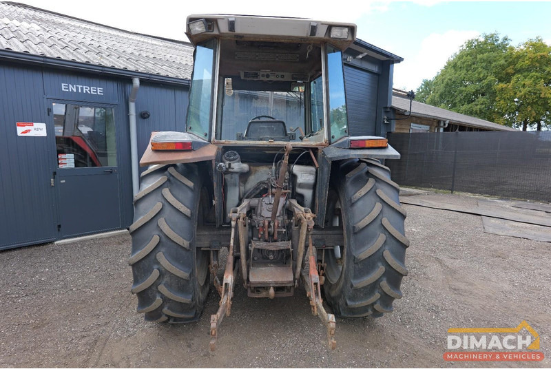 Massey Ferguson 3050 - Traktor: das Bild 5 Massey Ferguson 3050 - Traktor: das Bild 5