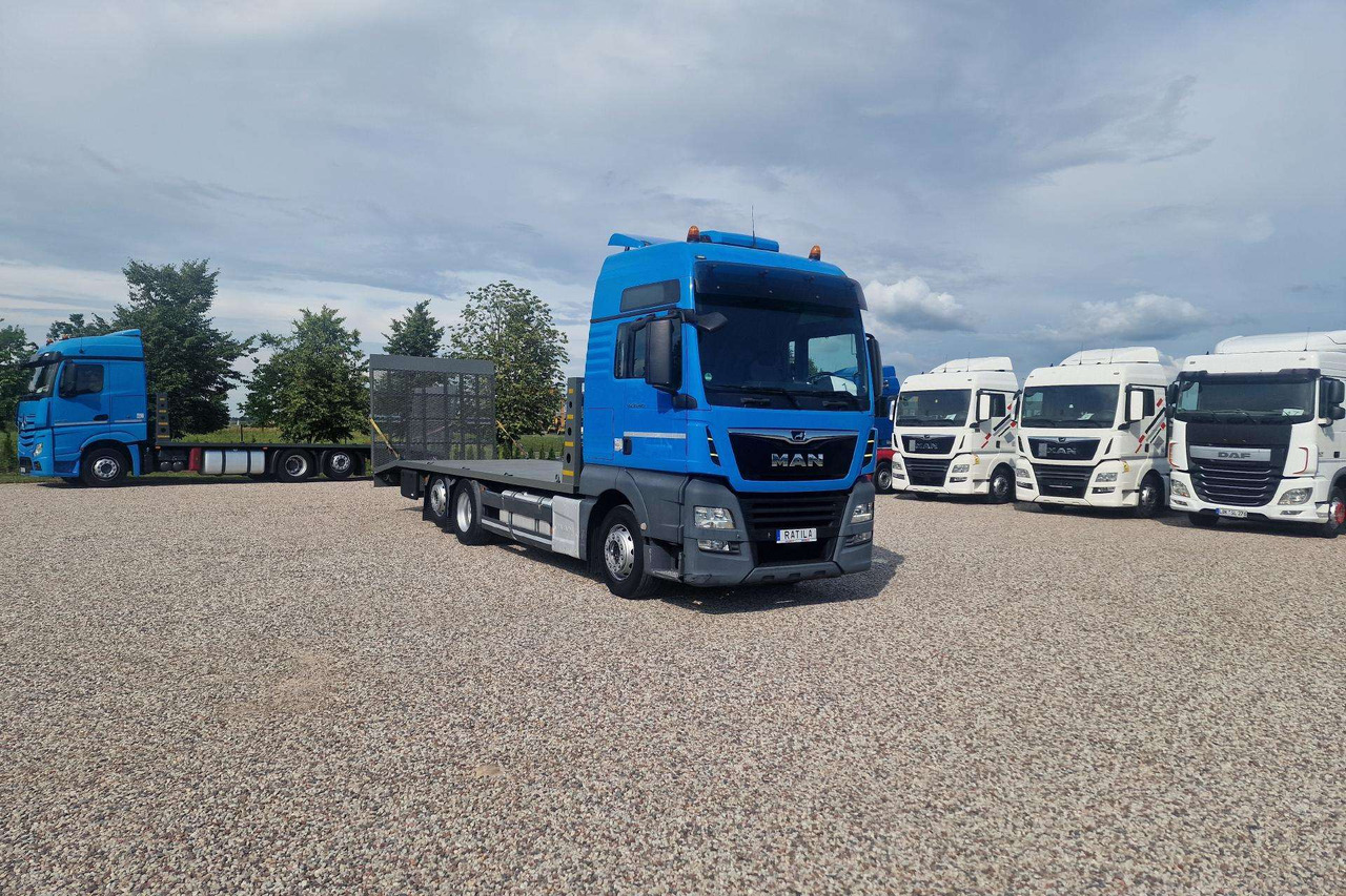 MAN TGX 26.420 - Autotransporter LKW: das Bild 2 MAN TGX 26.420 - Autotransporter LKW: das Bild 2
