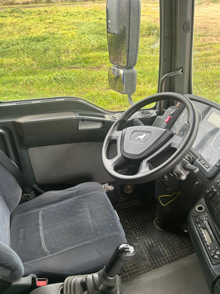 MAN TGA 26.310 - Plane LKW: das Bild 3 MAN TGA 26.310 - Plane LKW: das Bild 3