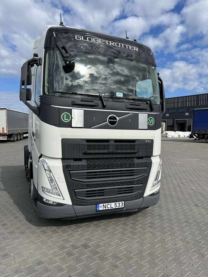 Volvo FH D13 - Sattelzugmaschine: das Bild 3 Volvo FH D13 - Sattelzugmaschine: das Bild 3