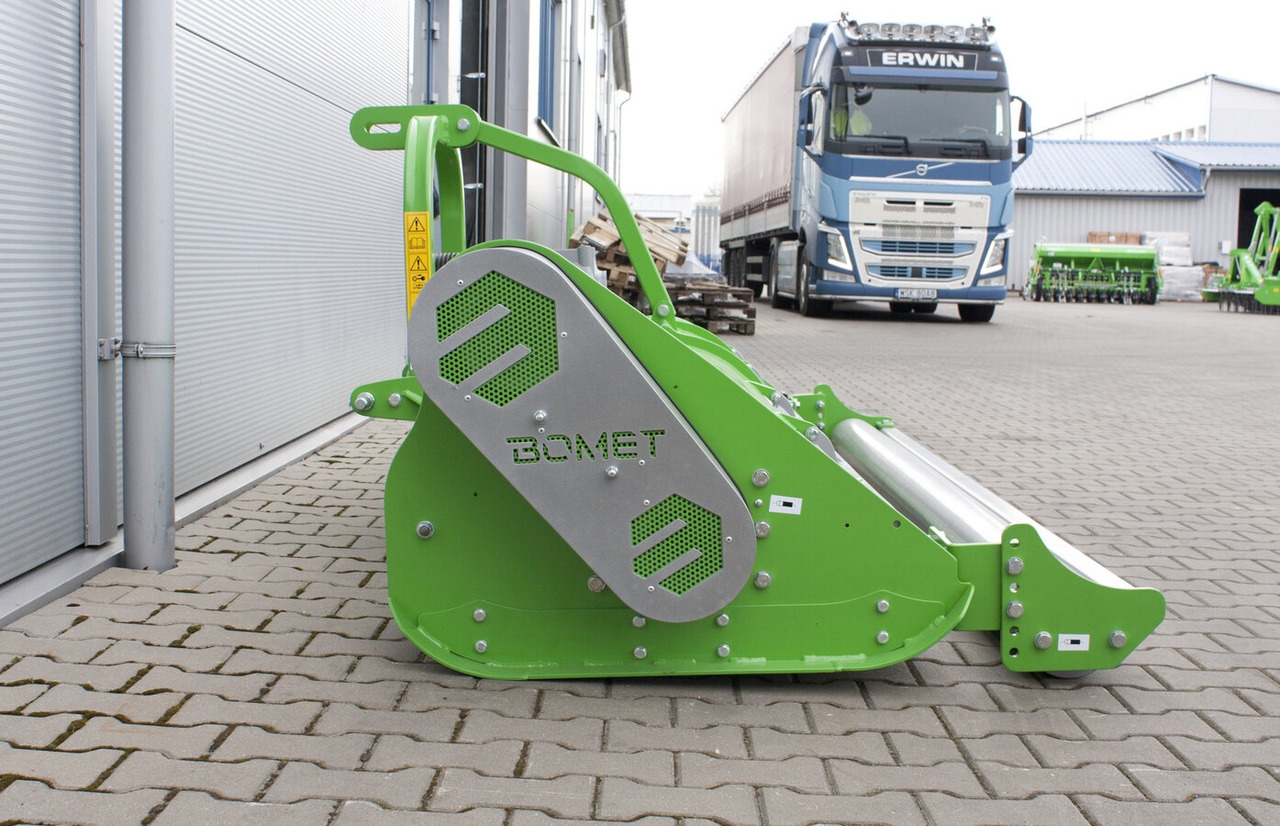 BOMET Schlegelmäher / Flail mower / Faucheuse à fléaux / Kosiarka bijakowa 2,8 m - Schlegelmäher: das Bild 4 BOMET Schlegelmäher / Flail mower / Faucheuse à fléaux / Kosiarka bijakowa 2,8 m - Schlegelmäher: das Bild 4