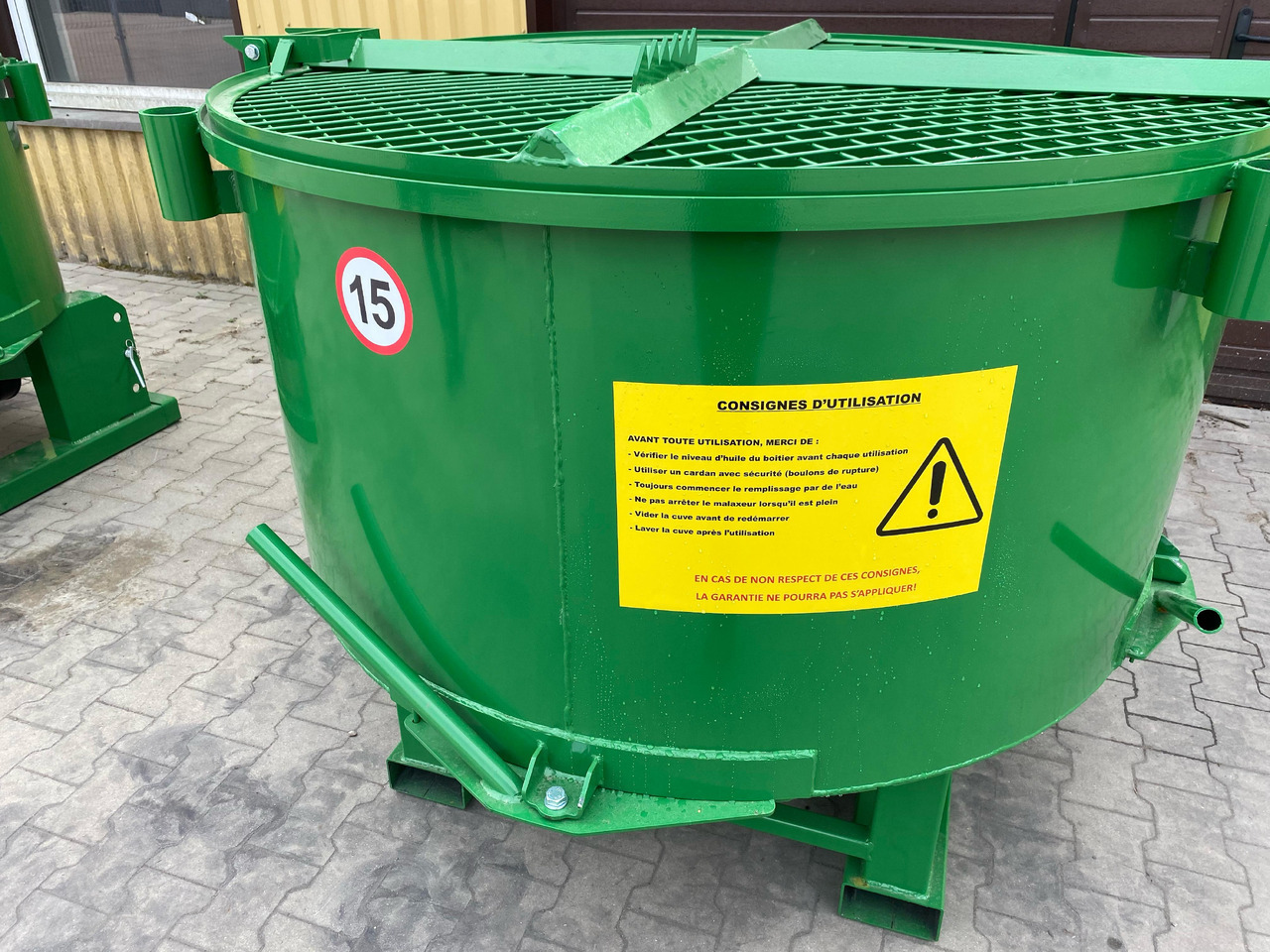 DC Betonmischer / Hydraulic concrete mixer / Malaxeur à béton hydraulique / Betoniera / Бетономешалка с гидравлическим приводом / Betoniarka hydrauliczna 800 l - Betonmischer: das Bild 5 DC Betonmischer / Hydraulic concrete mixer / Malaxeur à béton hydraulique / Betoniera / Бетономешалка с гидравлическим приводом / Betoniarka hydrauliczna 800 l - Betonmischer: das Bild 5