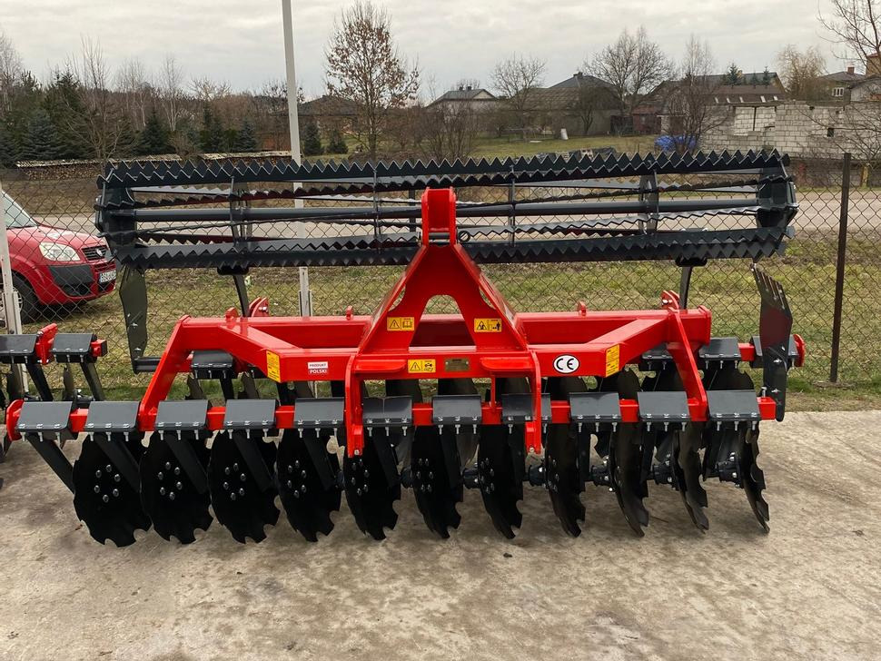 Janpol Scheibenegge / Disc harrow / Déchaumeur à disques / Erpice a dischi / Средняя дисковая борона / Brona talerzowa medium „COMPACT” 3 m - Scheibenegge: das Bild 2 Janpol Scheibenegge / Disc harrow / Déchaumeur à disques / Erpice a dischi / Средняя дисковая борона / Brona talerzowa medium „COMPACT” 3 m - Scheibenegge: das Bild 2