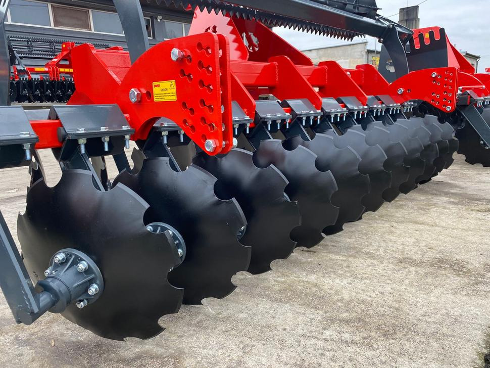NEU: Scheibenegge Janpol Scheibenegge / Disc harrow / Déchaumeur à disques /  Erpice a dischi / Средняя дисковая борона / Brona talerzowa medium „COMPACT” 3 m: das Bild 6