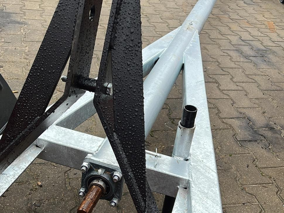 METAL-TECHNIK Güllermixer / Slurry agitator / Agitateur de lisier / Miscelatore / Смеситель жидкого удобрения / Mieszadło do gnojowicy 5,4 m - Düngetechnik: das Bild 3 METAL-TECHNIK Güllermixer / Slurry agitator / Agitateur de lisier / Miscelatore / Смеситель жидкого удобрения / Mieszadło do gnojowicy 5,4 m - Düngetechnik: das Bild 3