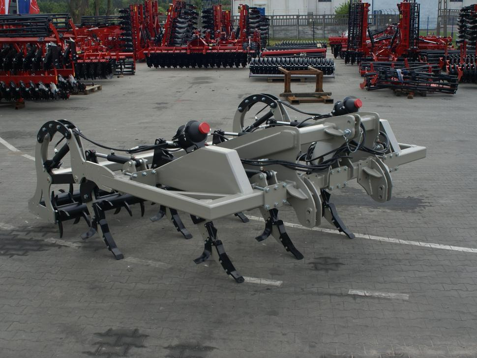 ROLEX Meißelpflug / Chisel plough / Decompacteur chisel / Aratro a scalpello Chisel / Чизельный плуг / Pług dłutowy 3 m - Tiefenlockerer: das Bild 1 ROLEX Meißelpflug / Chisel plough / Decompacteur chisel / Aratro a scalpello Chisel / Чизельный плуг / Pług dłutowy 3 m - Tiefenlockerer: das Bild 1