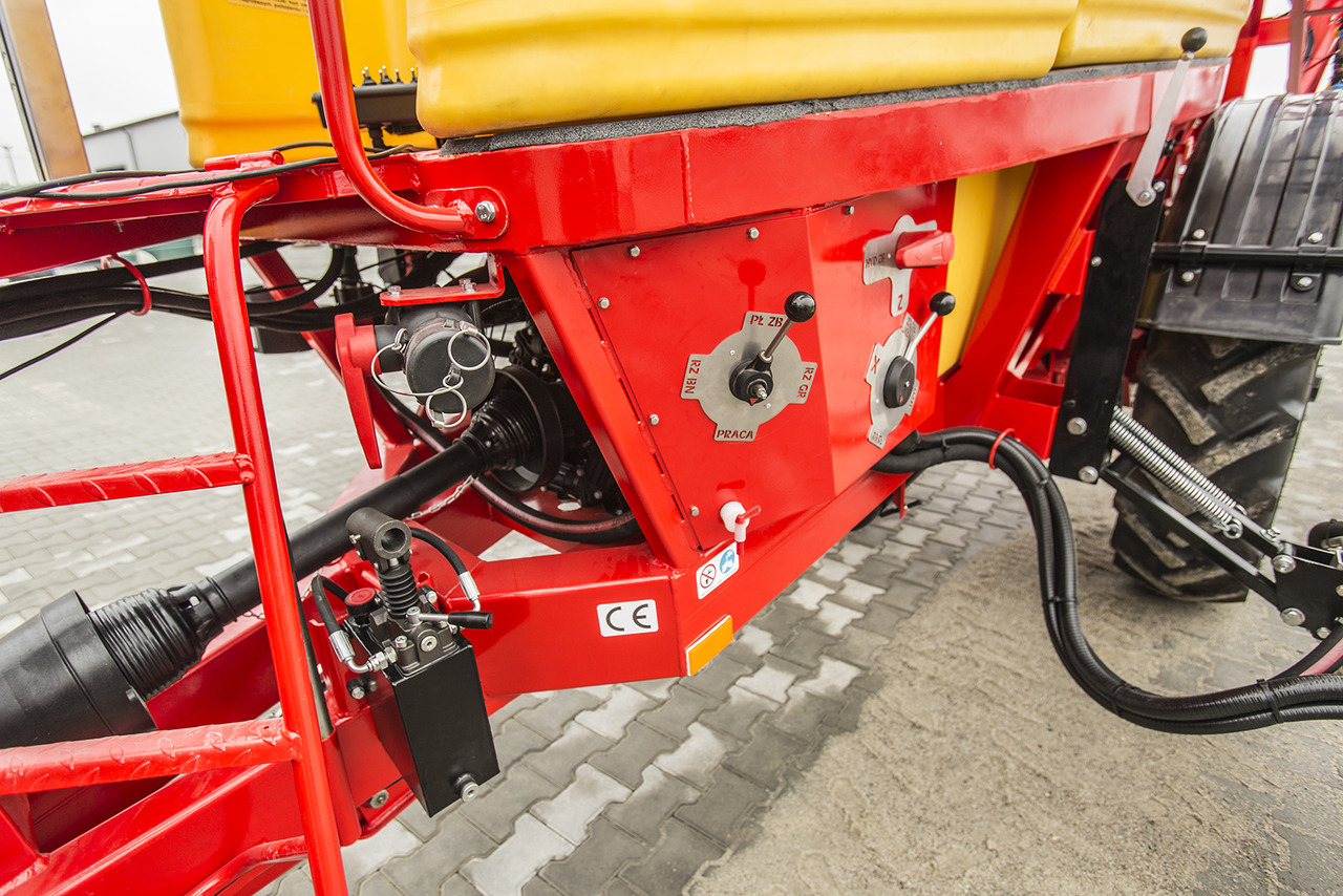 NEU: Anhängespritze WOPROL Feldspritze / Sprayer / Pulvérisateur / Opryskiwacz 4000 L: das Bild 12