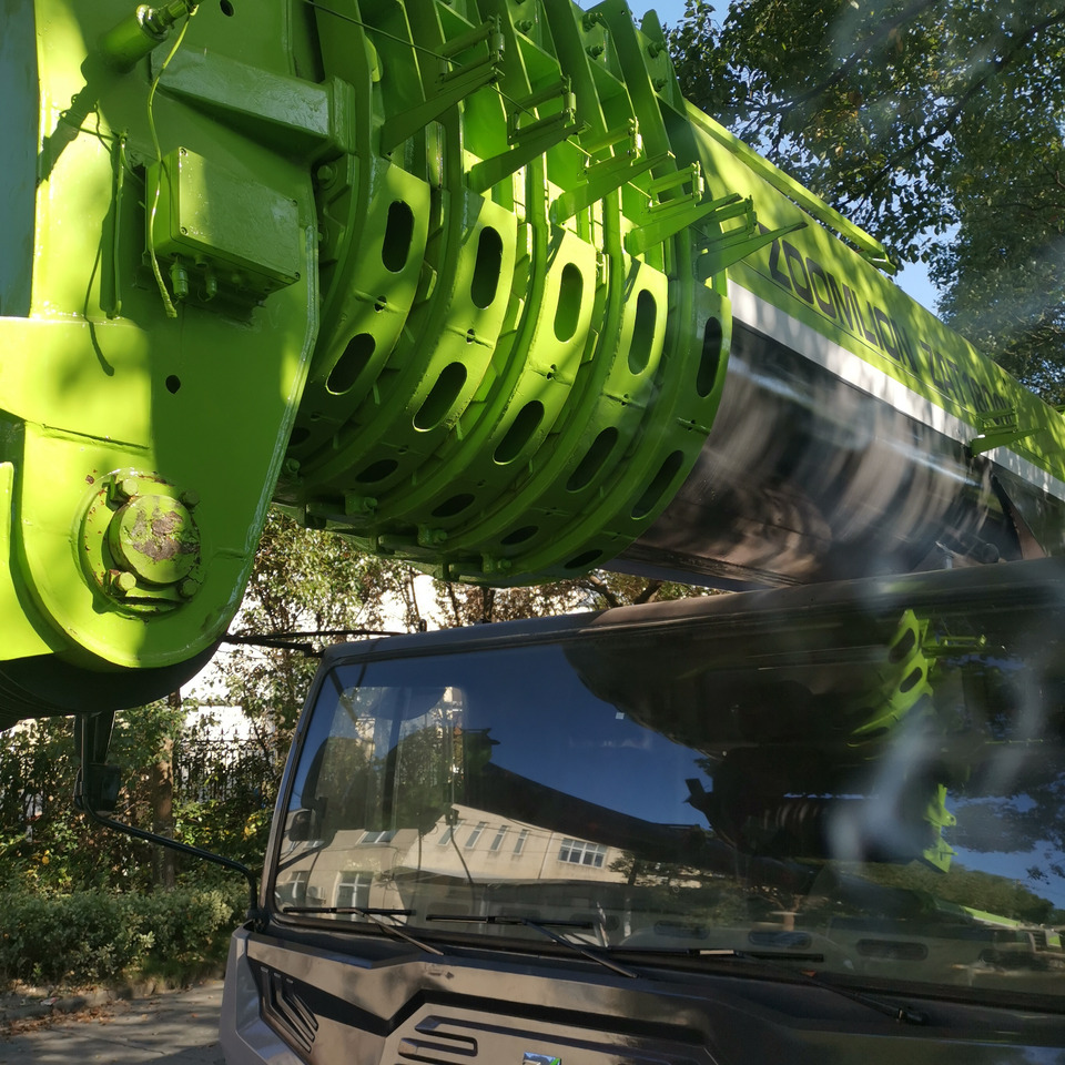 High-quality ZOOMLION ZAT1800V with HOT OFFER! - Mobilkran: das Bild 5 High-quality ZOOMLION ZAT1800V with HOT OFFER! - Mobilkran: das Bild 5
