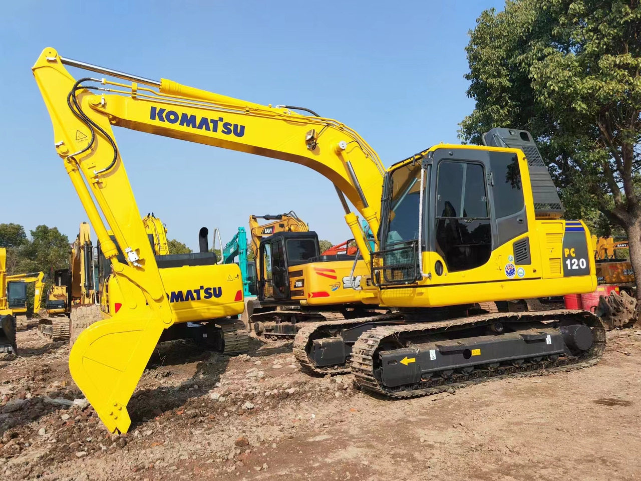 KOMATSU PC120-8 - Kettenbagger: das Bild 2 KOMATSU PC120-8 - Kettenbagger: das Bild 2