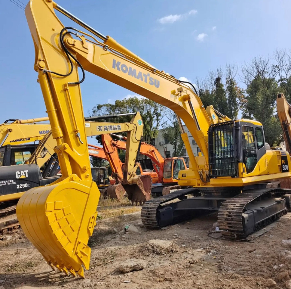 KOMATSU PC300-7 - Kettenbagger: das Bild 1 KOMATSU PC300-7 - Kettenbagger: das Bild 1