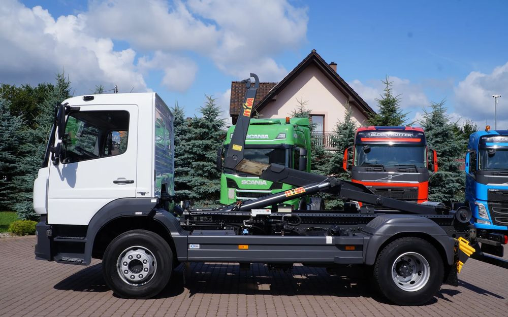 Mercedes-Benz ATEGO 1621 1624 EURO 6 HAKOWIEC HYVA DMC 16.000 KG ŁAD. 10.000 KG NISKI PRZEBIEG - Abrollkipper: das Bild 3 Mercedes-Benz ATEGO 1621 1624 EURO 6 HAKOWIEC HYVA DMC 16.000 KG ŁAD. 10.000 KG NISKI PRZEBIEG - Abrollkipper: das Bild 3