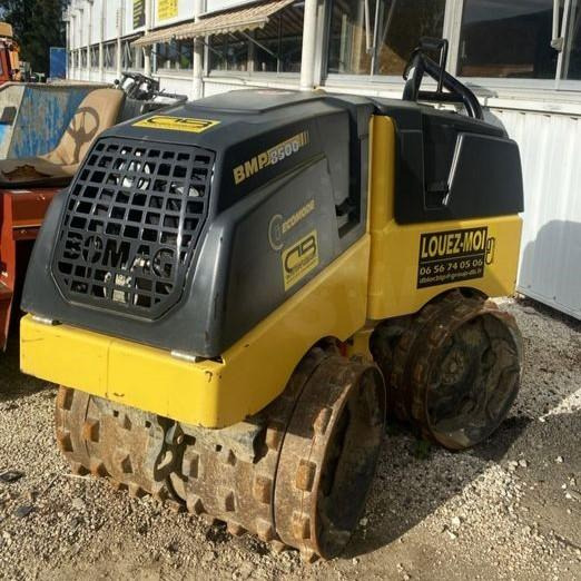 BOMAG BMP 8500 compacteur à pied de mouton - Walzenzug: das Bild 4 BOMAG BMP 8500 compacteur à pied de mouton - Walzenzug: das Bild 4