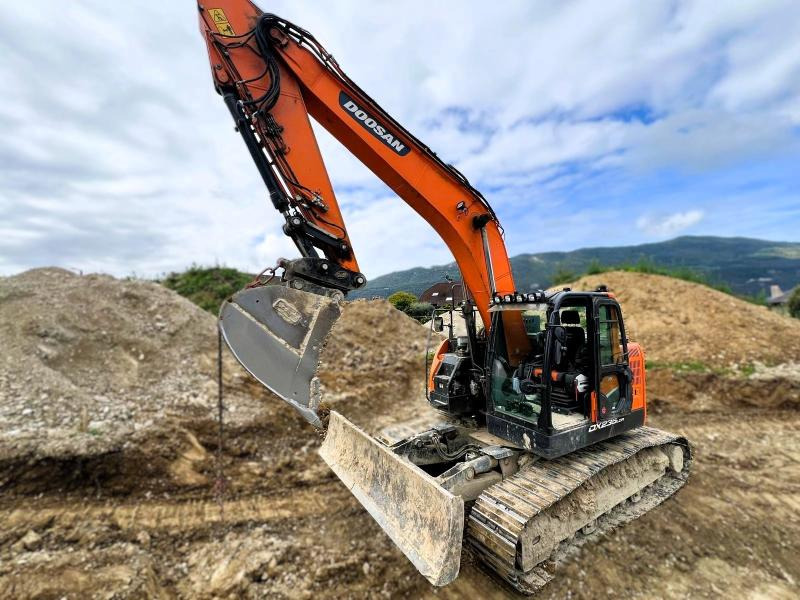 Doosan DX235 LCR-5 PELLE A CHENILLES 26T - Kettenbagger: das Bild 5 Doosan DX235 LCR-5 PELLE A CHENILLES 26T - Kettenbagger: das Bild 5