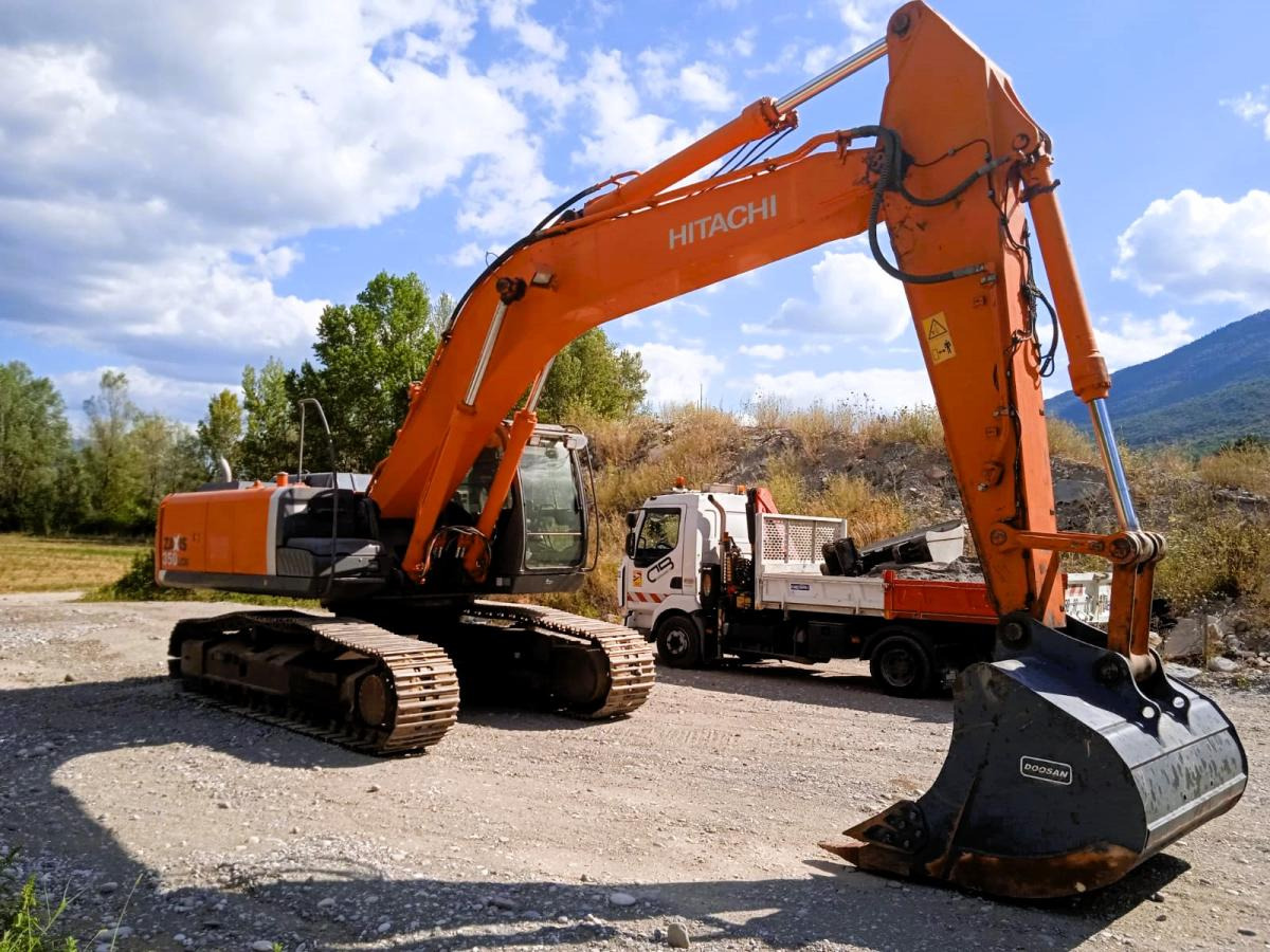 HITACHI PELLE ZX 350 LCN-3 35T - Kettenbagger: das Bild 4 HITACHI PELLE ZX 350 LCN-3 35T - Kettenbagger: das Bild 4