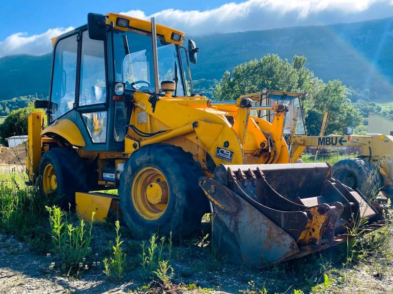 Jcb 2 CX TRACTOPELLE 5,2T (NET DE TVA) - Baggerlader: das Bild 2 Jcb 2 CX TRACTOPELLE 5,2T (NET DE TVA) - Baggerlader: das Bild 2