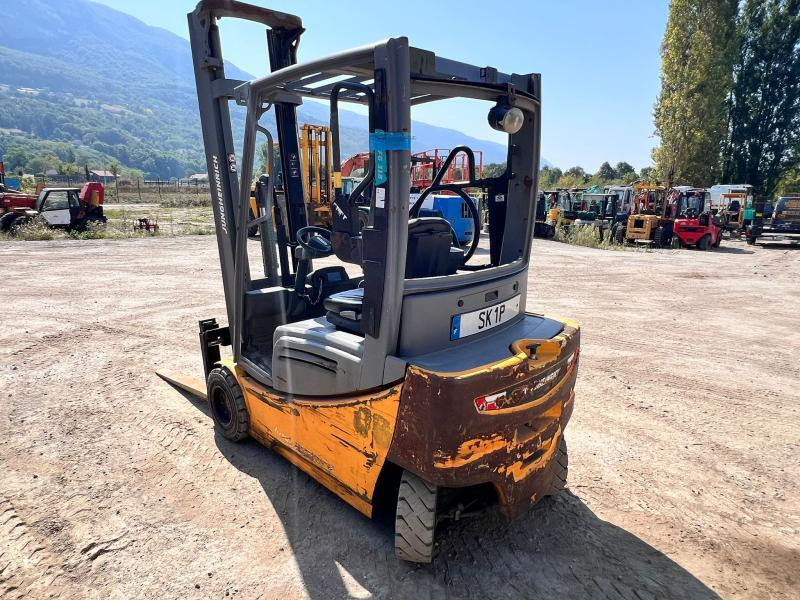 Jungheinrich EFG318 400ZZ Chariot élévateur électrique 1,8T - Elektrostapler: das Bild 2 Jungheinrich EFG318 400ZZ Chariot élévateur électrique 1,8T - Elektrostapler: das Bild 2