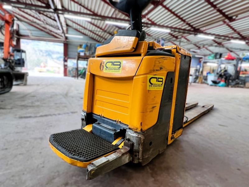 Jungheinrich ERE225 Gerbeur transpalette électrique - Hochhubwagen: das Bild 3 Jungheinrich ERE225 Gerbeur transpalette électrique - Hochhubwagen: das Bild 3