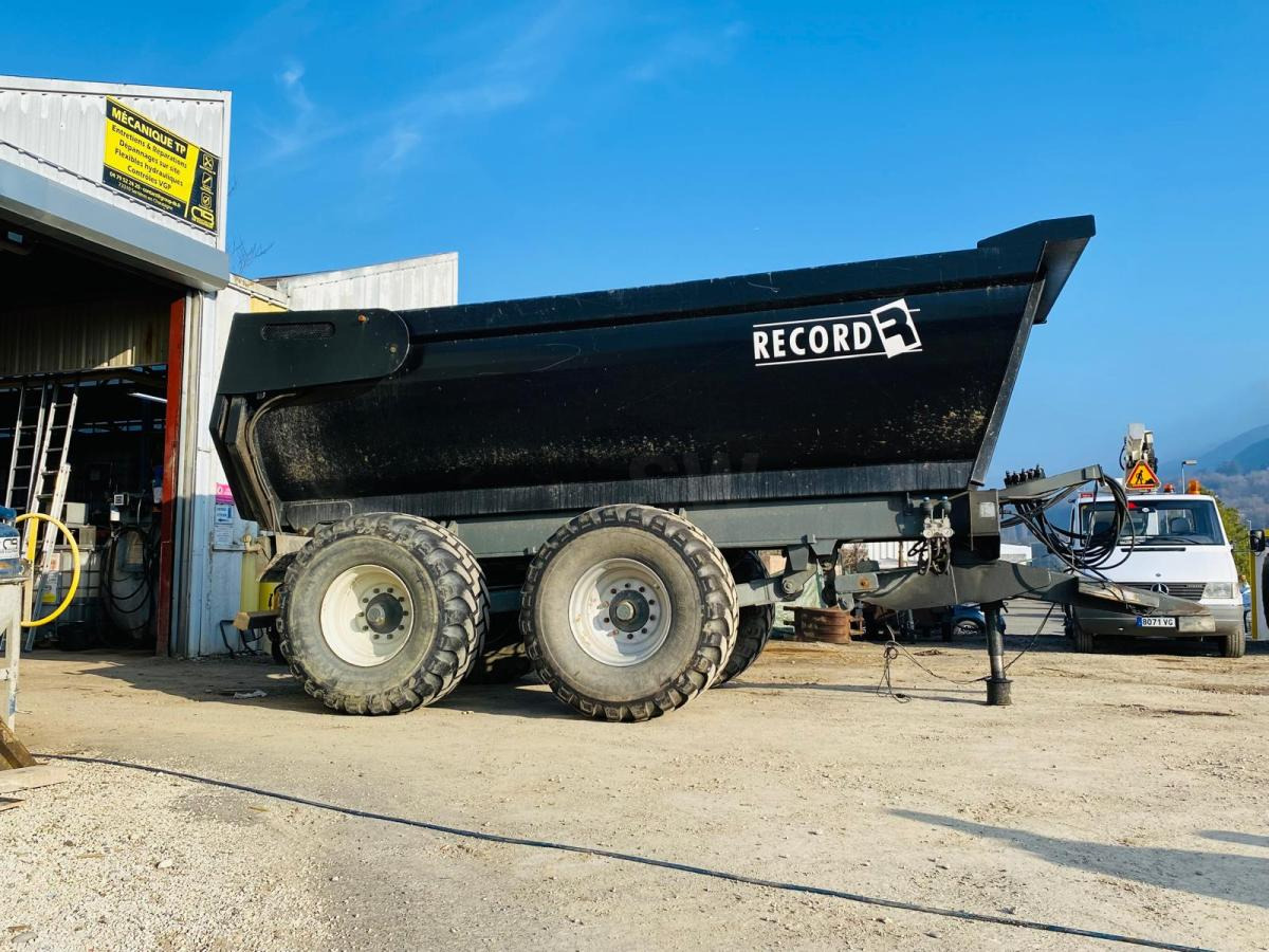 RECORD R TP17 REMORQUE AGRICOLE - Landwirtschaftlicher Kipper: das Bild 2 RECORD R TP17 REMORQUE AGRICOLE - Landwirtschaftlicher Kipper: das Bild 2