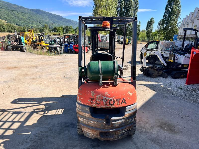 Toyota 426 FGF15 CHARIOT ELEVATEUR A GAZ 1,5T 4,3m - Treibgasstapler: das Bild 4 Toyota 426 FGF15 CHARIOT ELEVATEUR A GAZ 1,5T 4,3m - Treibgasstapler: das Bild 4
