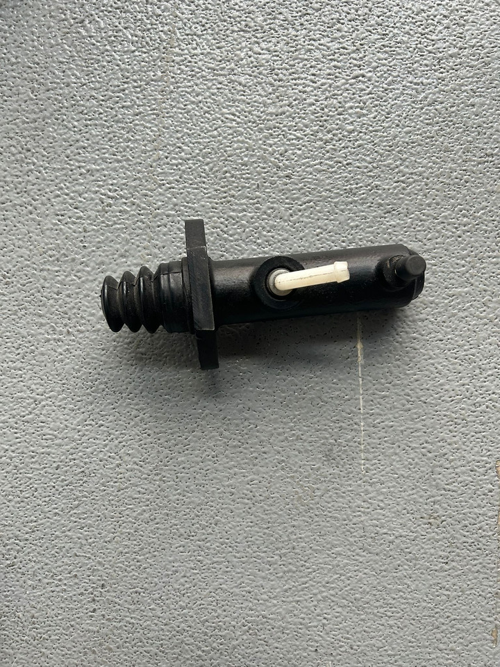MAN KAT 1-8X8-6X6-4X4-CLUTCH CYLINDER-OFF-ROAD TRUCK - Ersatzteile: das Bild 1 MAN KAT 1-8X8-6X6-4X4-CLUTCH CYLINDER-OFF-ROAD TRUCK - Ersatzteile: das Bild 1