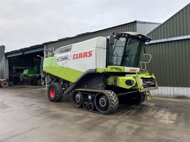 Claas Lexion 600TT c/w V1200 Header - Zubehör für Erntemaschine: das Bild 1 Claas Lexion 600TT c/w V1200 Header - Zubehör für Erntemaschine: das Bild 1