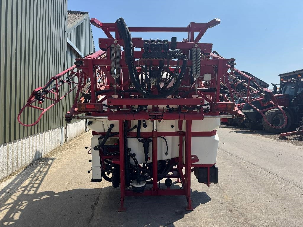 FarmGEM FSE 1600 - Anbauspritze: das Bild 3 FarmGEM FSE 1600 - Anbauspritze: das Bild 3
