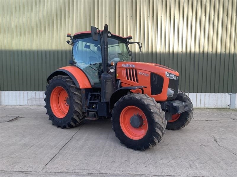 Kubota M7131 - Traktor: das Bild 3 Kubota M7131 - Traktor: das Bild 3