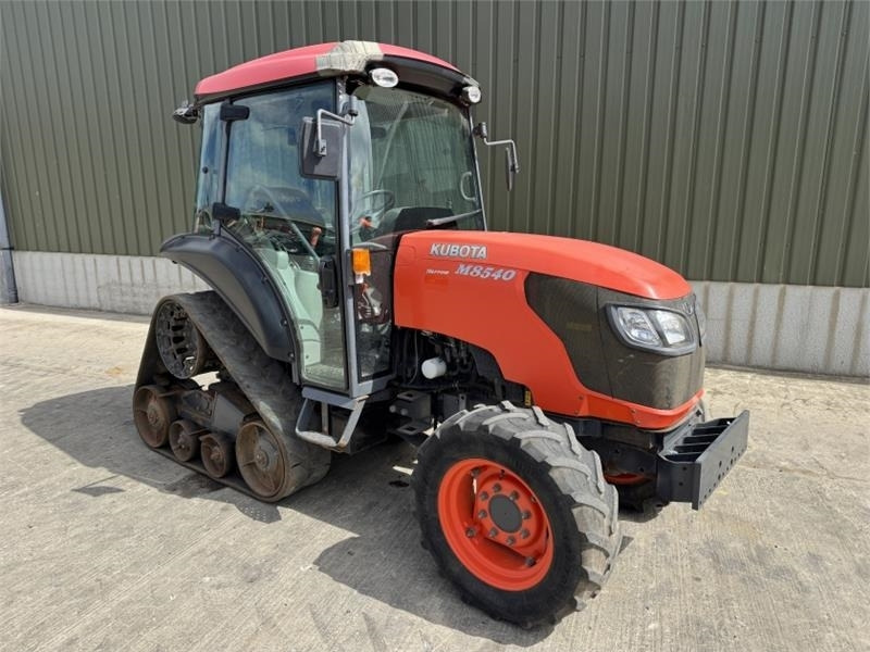 Kubota M8540 Narrow Half Track *85 HP* - Traktor: das Bild 3 Kubota M8540 Narrow Half Track *85 HP* - Traktor: das Bild 3