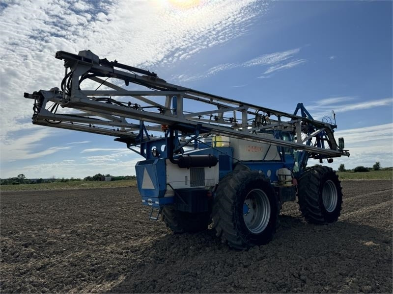 Matrot M44D 36m Self Propelled Sprayer - Anbauspritze: das Bild 4 Matrot M44D 36m Self Propelled Sprayer - Anbauspritze: das Bild 4
