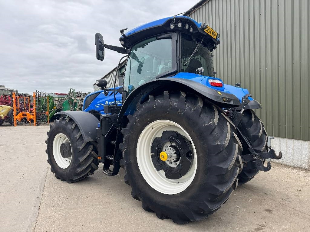 New Holland T7.300 Autocommand - Traktor: das Bild 2 New Holland T7.300 Autocommand - Traktor: das Bild 2