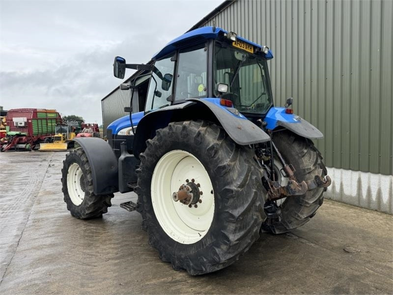 New Holland TM190 - Traktor: das Bild 2 New Holland TM190 - Traktor: das Bild 2