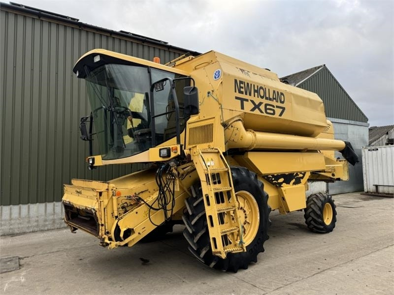 New Holland TX67 c/w 20ft Header - Zubehör für Erntemaschine: das Bild 3 New Holland TX67 c/w 20ft Header - Zubehör für Erntemaschine: das Bild 3
