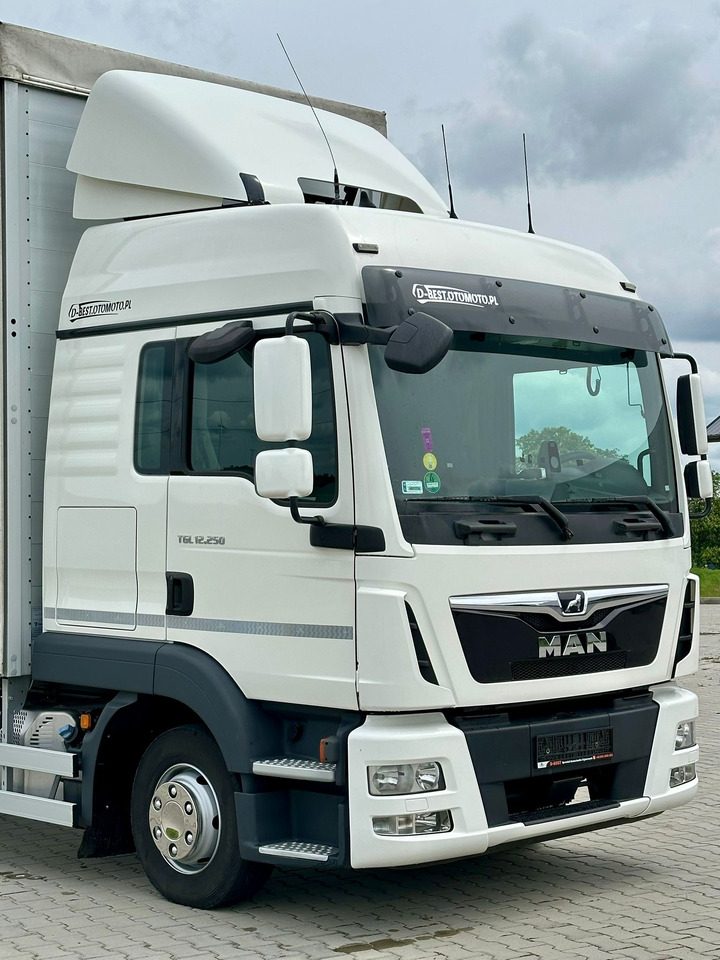 MAN TGL 12.250 / FIRANKA / 23 EUROPALETY / 9.5 M DŁUGOŚCI / NISKI PRZEBIEG / SYPIALKA / 2020 ROK - Plane LKW: das Bild 5 MAN TGL 12.250 / FIRANKA / 23 EUROPALETY / 9.5 M DŁUGOŚCI / NISKI PRZEBIEG / SYPIALKA / 2020 ROK - Plane LKW: das Bild 5